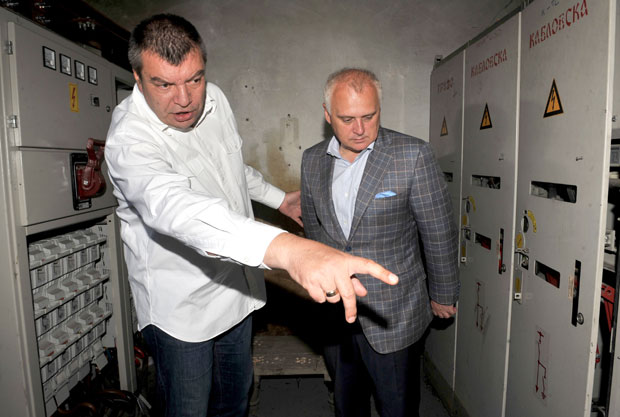 После потопа у Борчи и даље траје борба са водом у трафостаницама